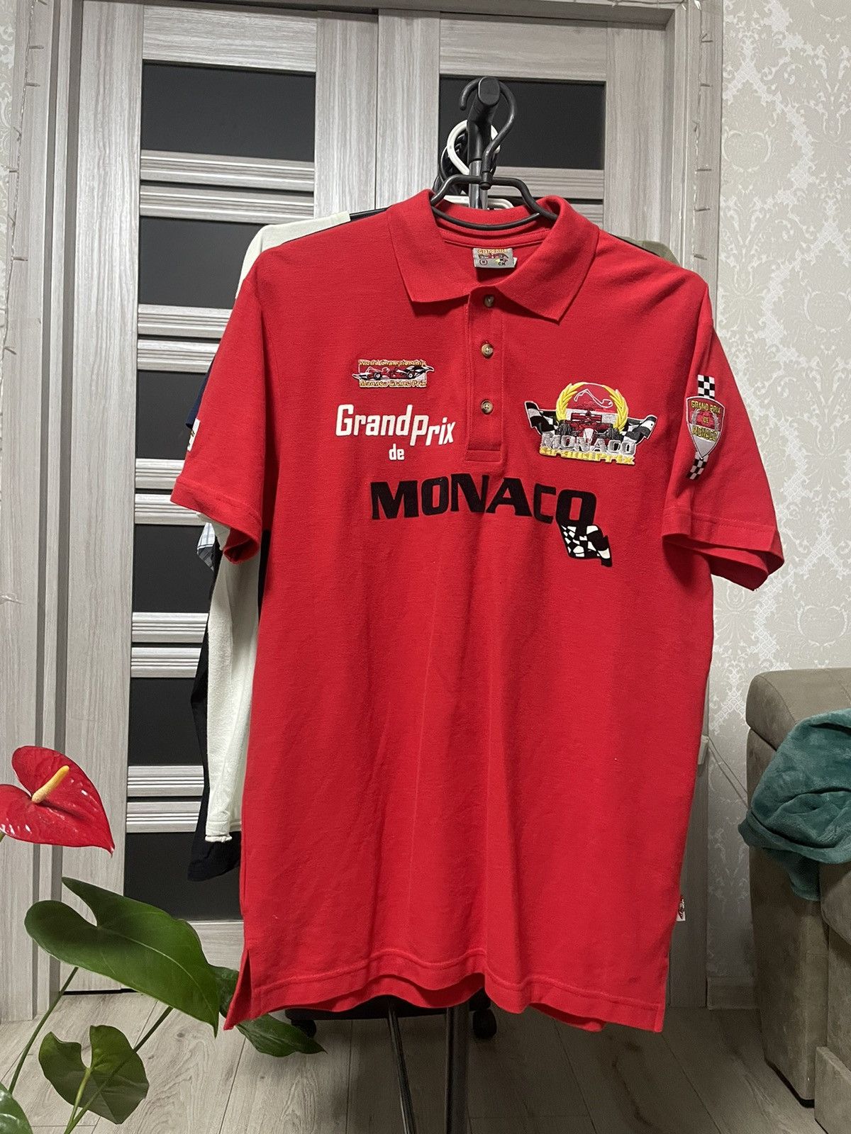 Club Monaco Vintage Monaco Grand Prix Racing Patch Tee Spellout Polo Size US M / EU 48-50 / 2 - 1 Thumbnail