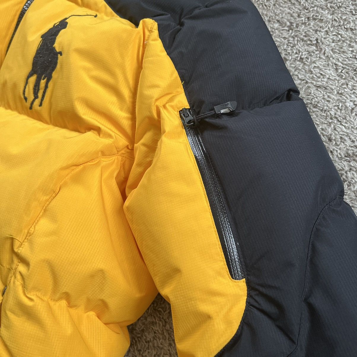 Polo Ralph Lauren 🔴Polo Ralph Lauren Puffer Jacket Size Medium Black Yellow Size US M / EU 48-50 / 2 - 15 Thumbnail