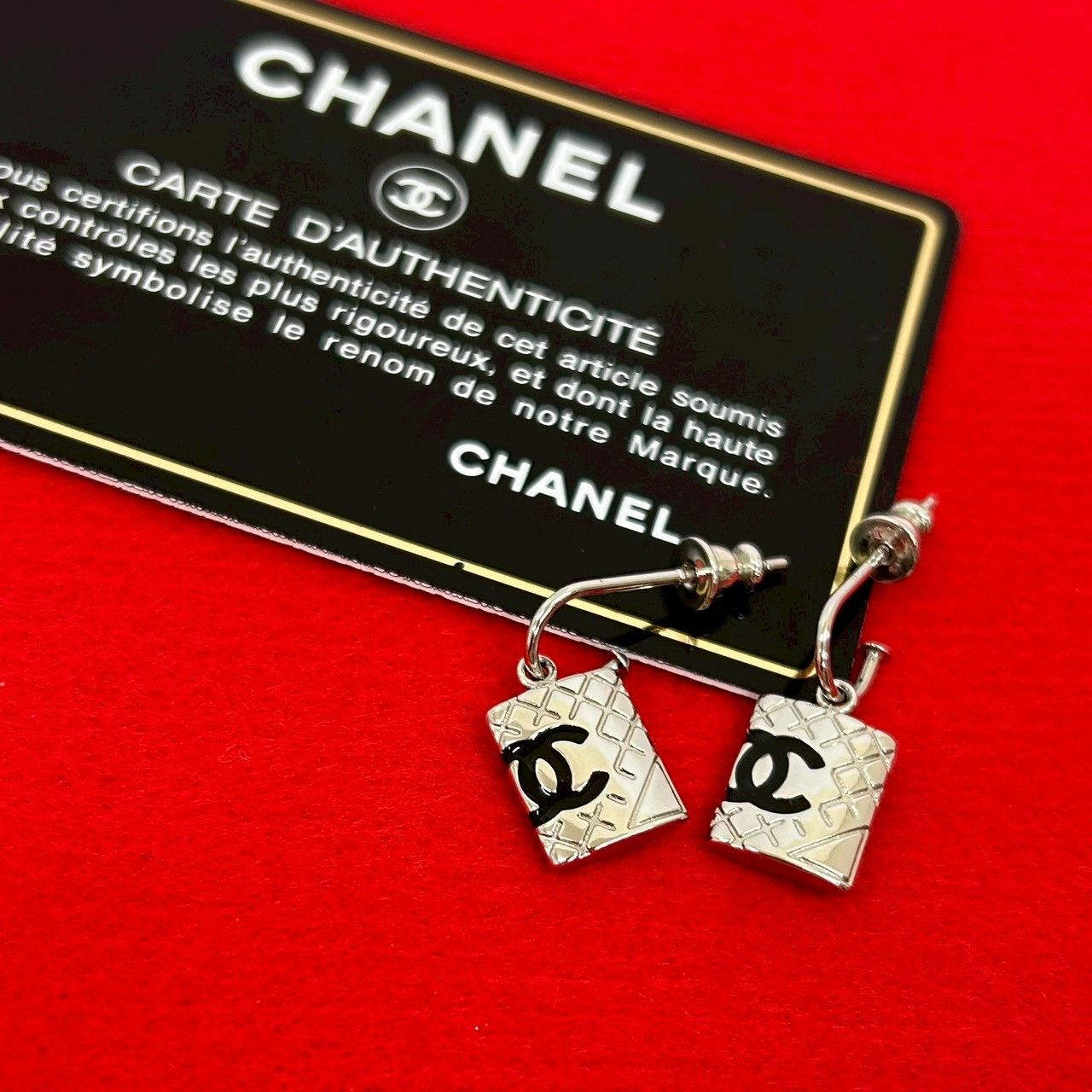 Chanel Chanel Chanel Cambon Earrings Metal Earrings DUTY FREE for USA Size ONE SIZE - 1 Thumbnail