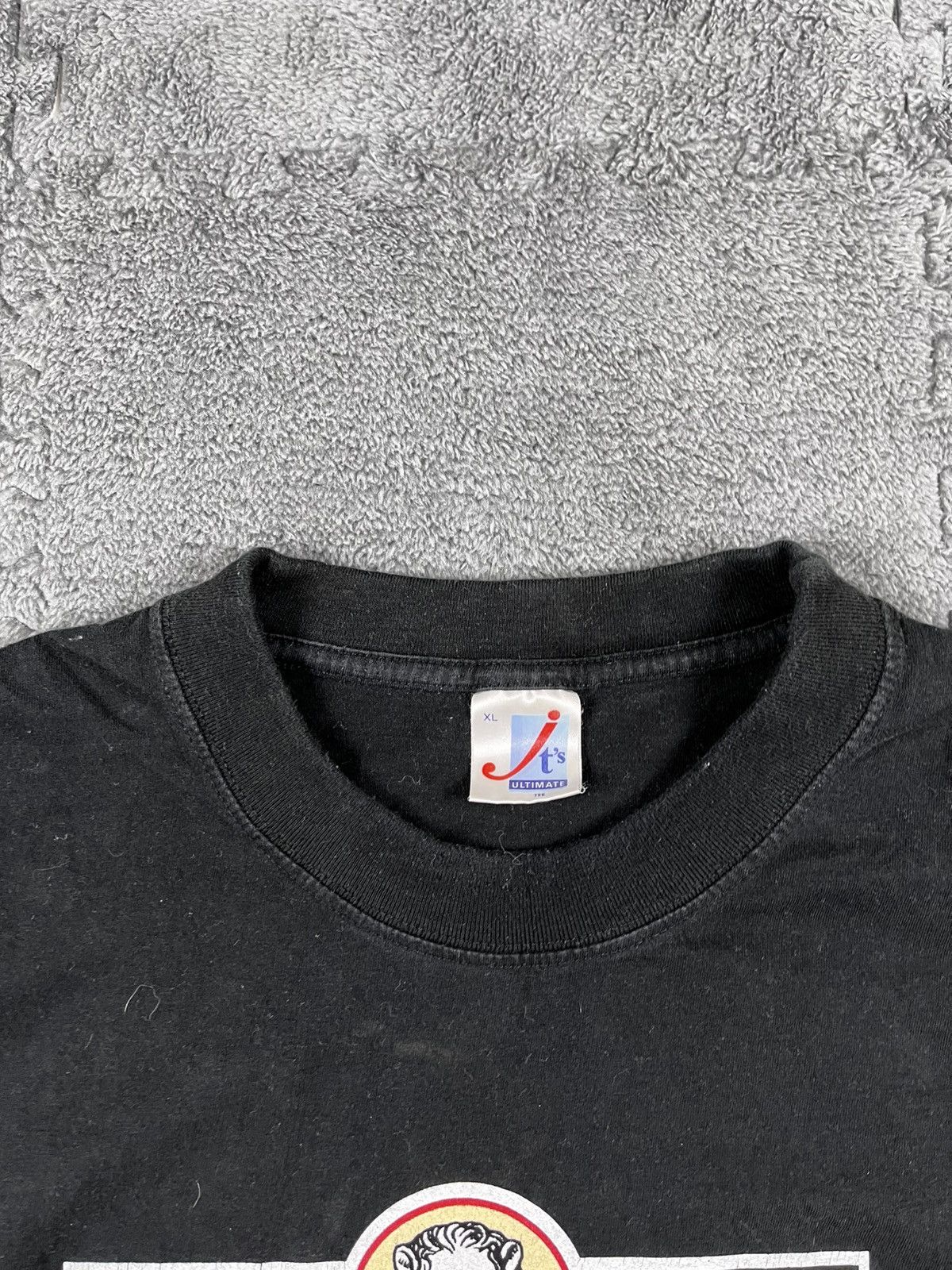 Vintage Vintage 2007 Isle Of Man Racing Tee Big Logo Size XL Size US XL / EU 56 / 4 - 3 Thumbnail