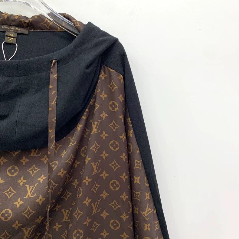 Louis Vuitton Louis Vuitton Dark brown logo full-print hooded drawstring Size XS / US 0-2 / IT 36-38 - 3 Thumbnail