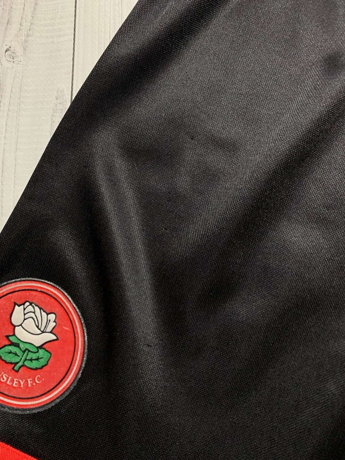 Vintage Vintage Barnsley Admiral soccer shorts size M retro black Size US 32 / EU 48 - 4 Thumbnail