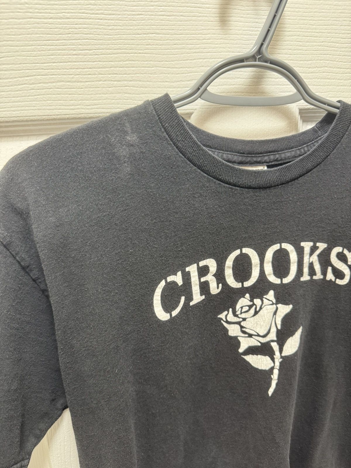 Crooks & Castles × Vintage Crooks and Castles Vintage Flower Logo Tee Rare Faded Size US M / EU 48-50 / 2 - 2 Thumbnail