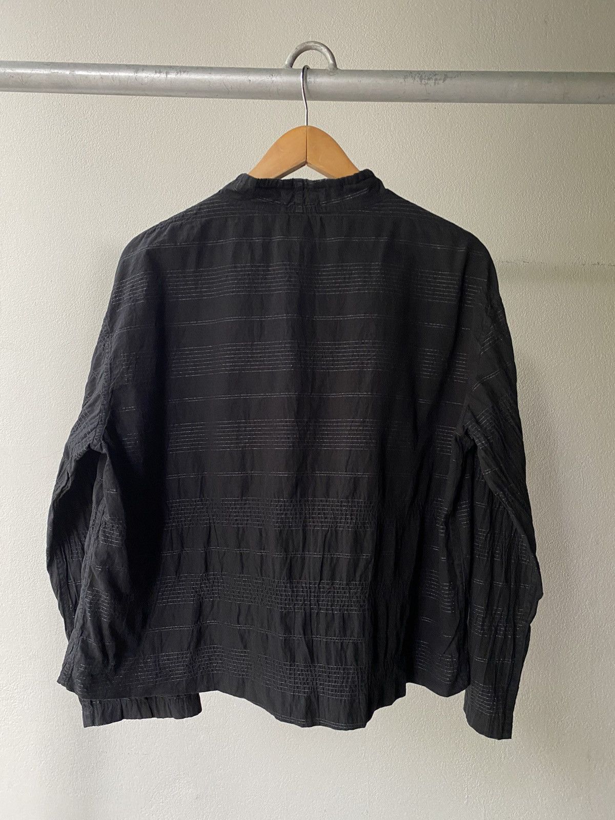 Issey Miyake Plantation Black Ruched Long-Sleeve Blouse Size M / US 6-8 / IT 42-44 - 5 Thumbnail