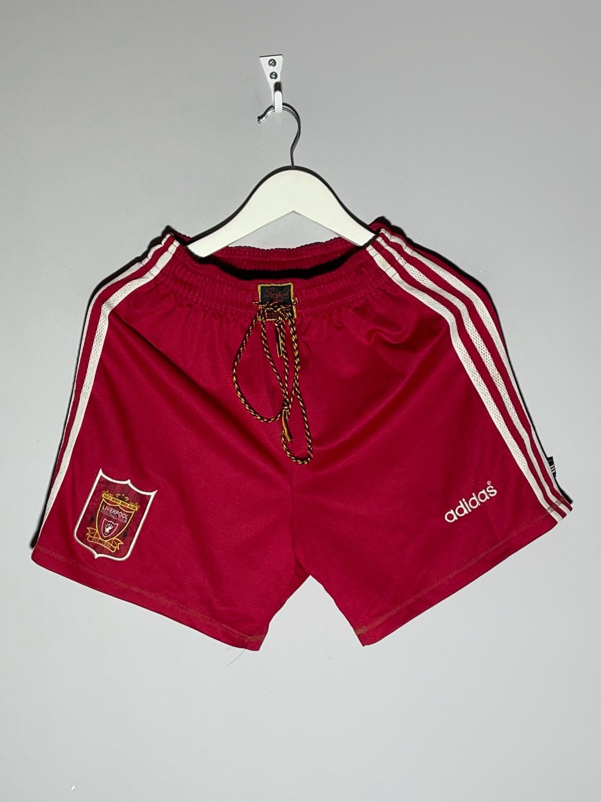 Adidas × Vintage Liverpool FC Adidas 1995/96 Vintage Football Shorts Size US 32 / EU 48 - 1 Thumbnail