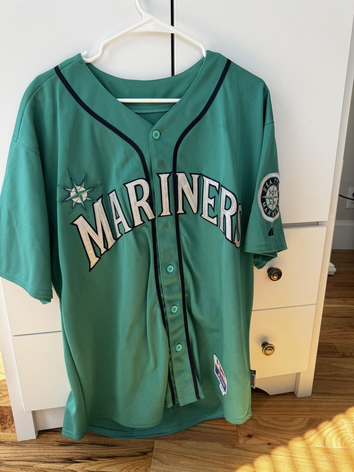Majestic Ken Griffey Jr. jersey Size US L / EU 52-54 / 3 - 1 Thumbnail