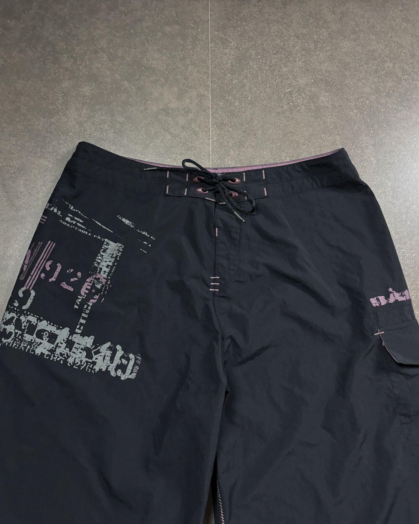 Oakley Oakley Panelled Board Short Vintage Size US 34 / EU 50 - 4 Thumbnail