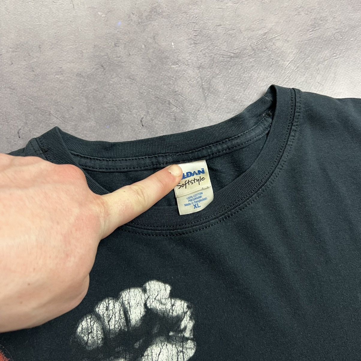 Band Tees Rare! Disturbed Vintage Overprint Tee 2011 Gildan Size US XL / EU 56 / 4 - 11 Thumbnail