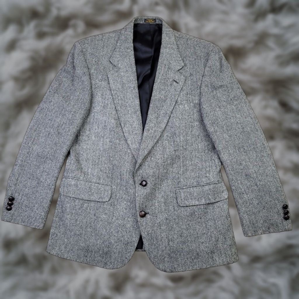 VINTAGE Deansgate Blazer Gray 43 R Tweed Herringbone Wool Two Button
