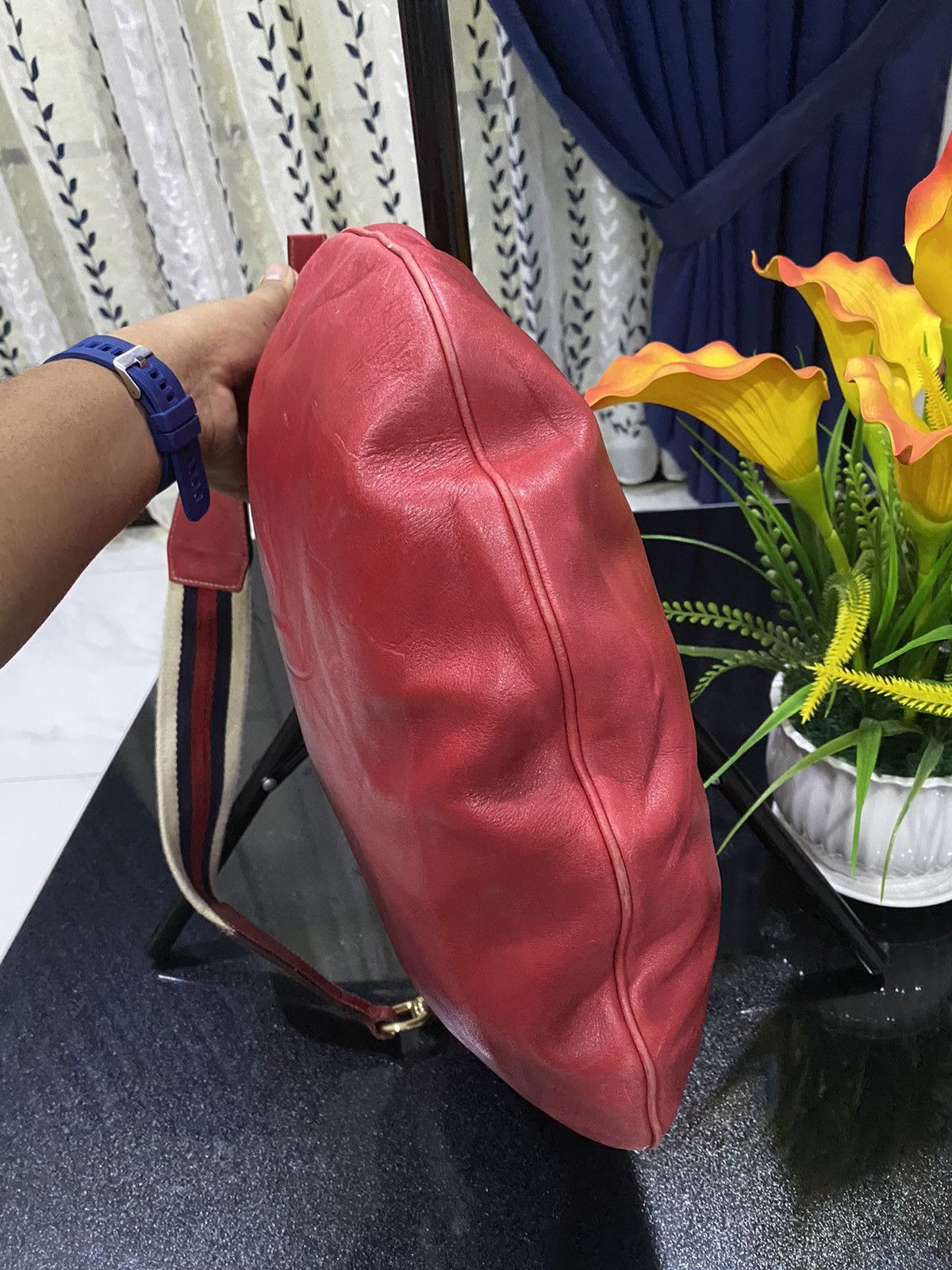 Gucci × Vintage Vintage Gucci Web Hobo Bag Size ONE SIZE - 6 Thumbnail
