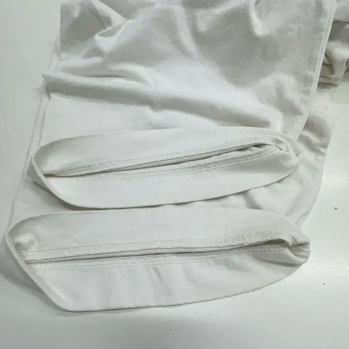Balenciaga Balenciaga Yeezy x Gap x Balenciaga 3/4 Sleeve Tee -2507 Size US XL / EU 56 / 4 - 7 Thumbnail