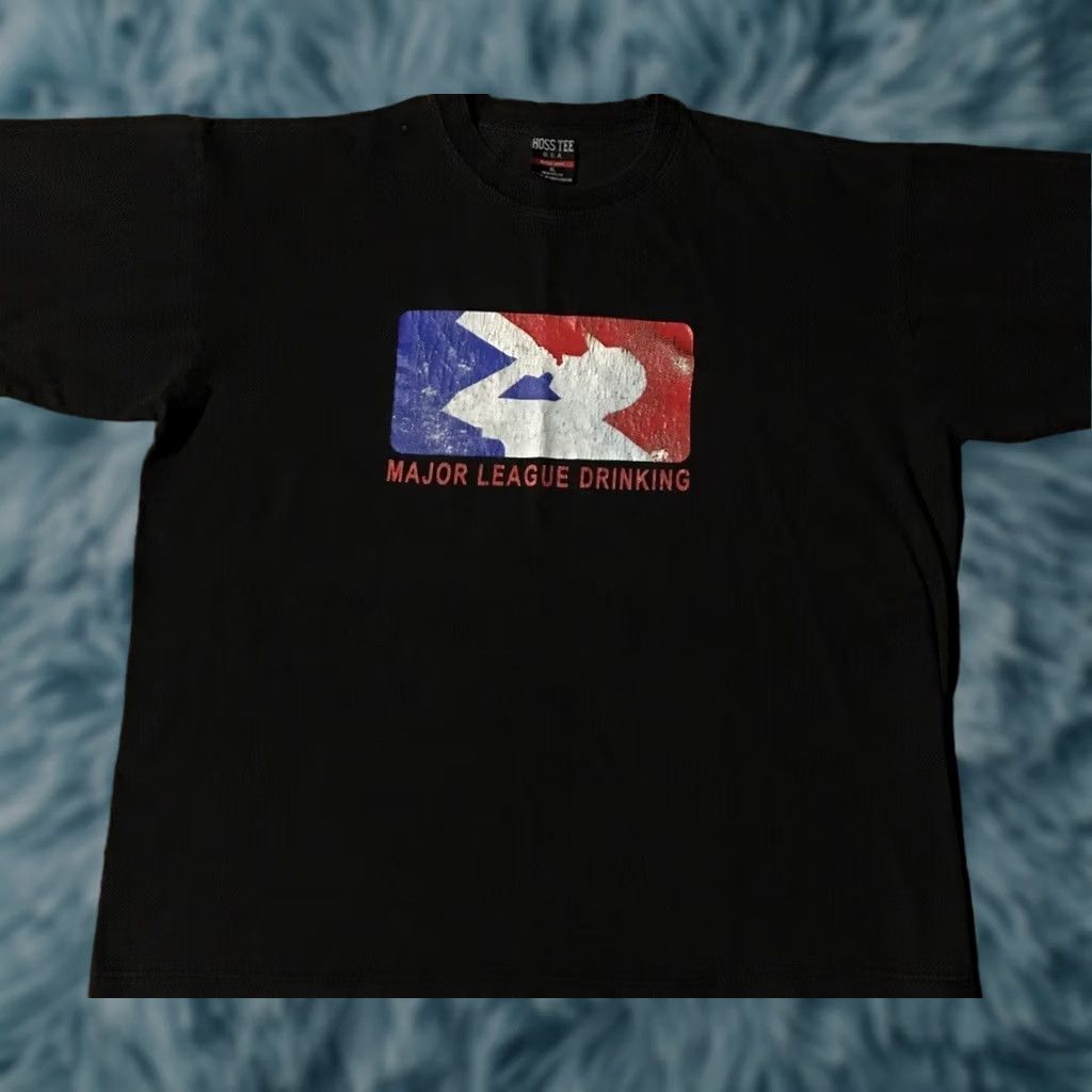 MLB VINTAGE Major League Drinking Parody T-Shirt XL Black MLB Funny Grunge 80s 90s Sports Shirt Mens Size US XL / EU 56 / 4 - 1 Thumbnail