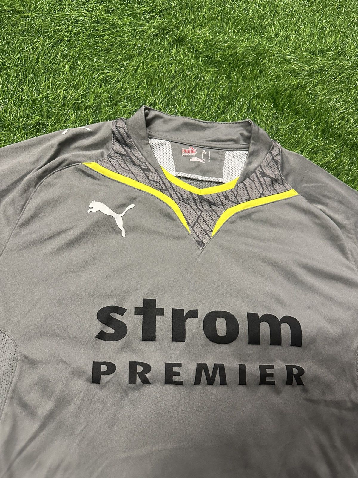 Puma Strom Premier Soccer football Jersey Size Large Size US L / EU 52-54 / 3 - 3 Thumbnail