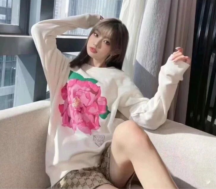 Gucci Gucci White floral printed round-neck cotton hooded drawstr Size US XXS / EU 40 - 9 Thumbnail