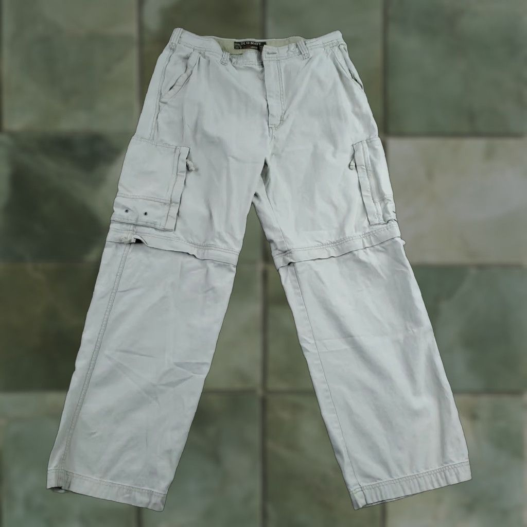 Old Navy VINTAGE Old Navy Pants Cargo 36x34 Mens Regular Gray Convertible 00's Zipper Pockets Slim Straight Mens Size US 36 / EU 52 - 1 Thumbnail