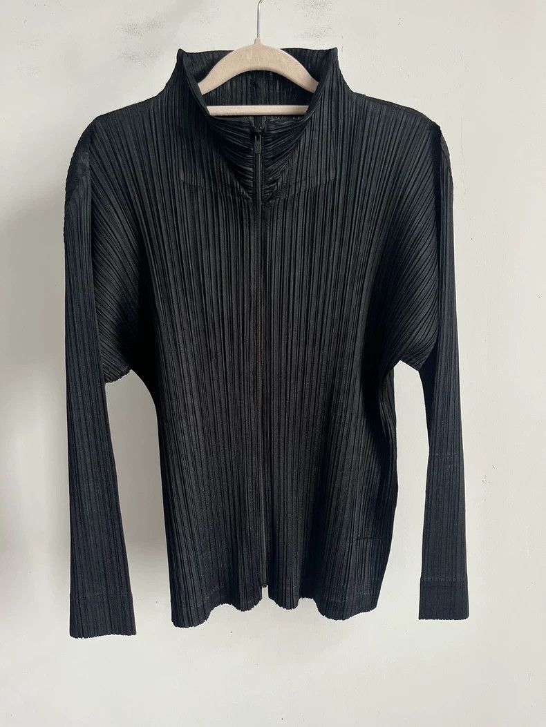 Issey Miyake Issey Miyake size:3 Black pleated long-sleeved shirt Size S / US 4 / IT 40 - 1 Thumbnail