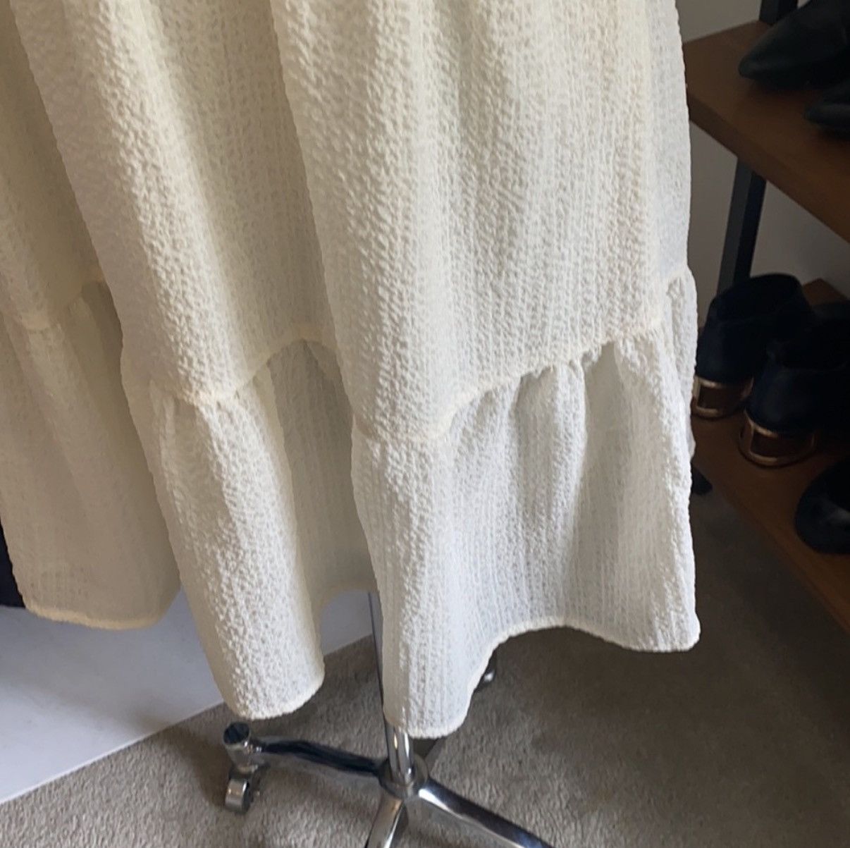 H&M H&M Cream Mini Dress With Slip Size XS Size XS / US 0-2 / IT 36-38 - 3 Thumbnail