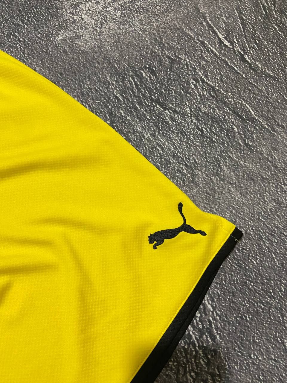 Puma Puma Borussia Dortmund football shorts Size US 32 / EU 48 - 3 Thumbnail