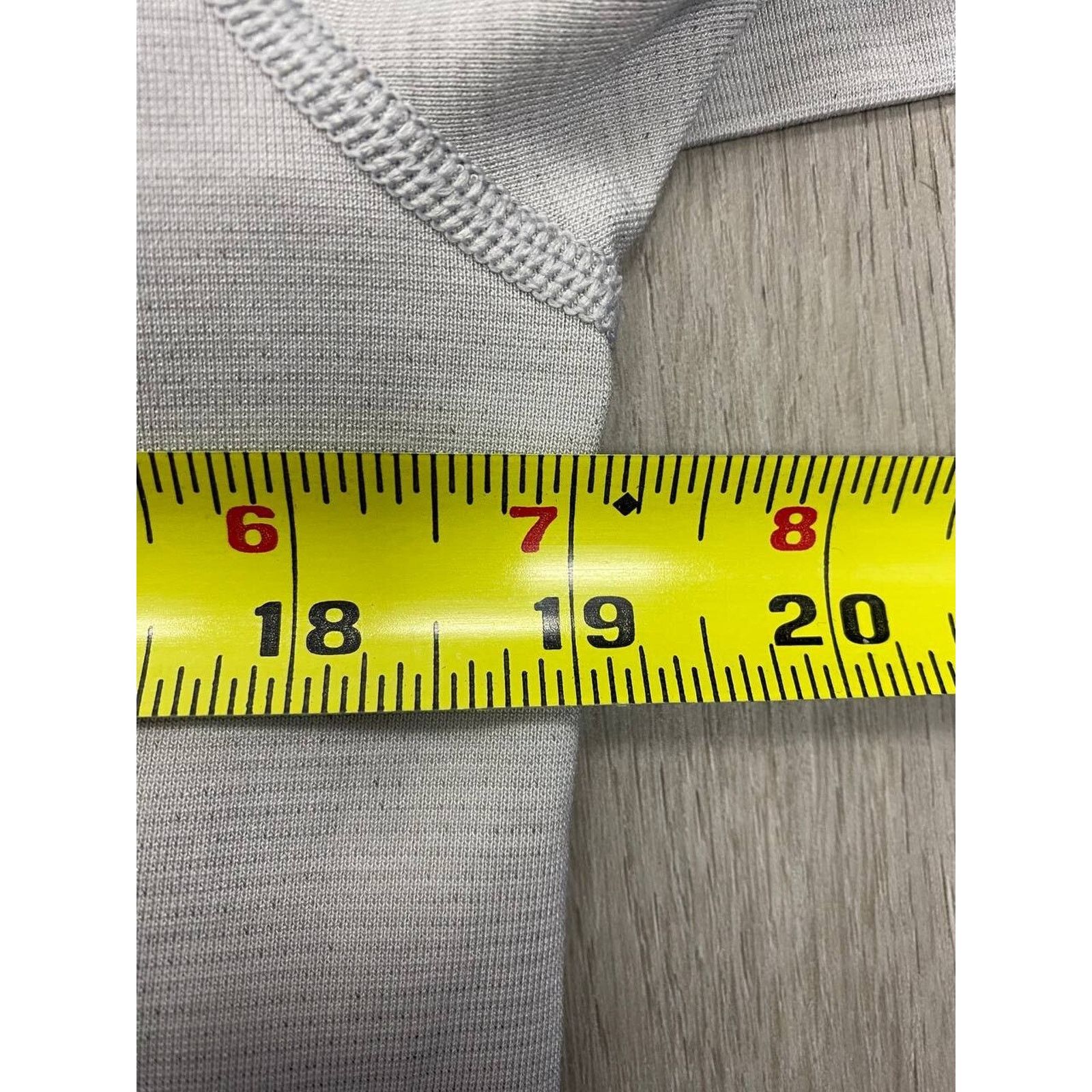 Lululemon Lululemon Men Polo Shirt Gray Striped Short Size M A000477 Size US M / EU 48-50 / 2 - 2 Thumbnail