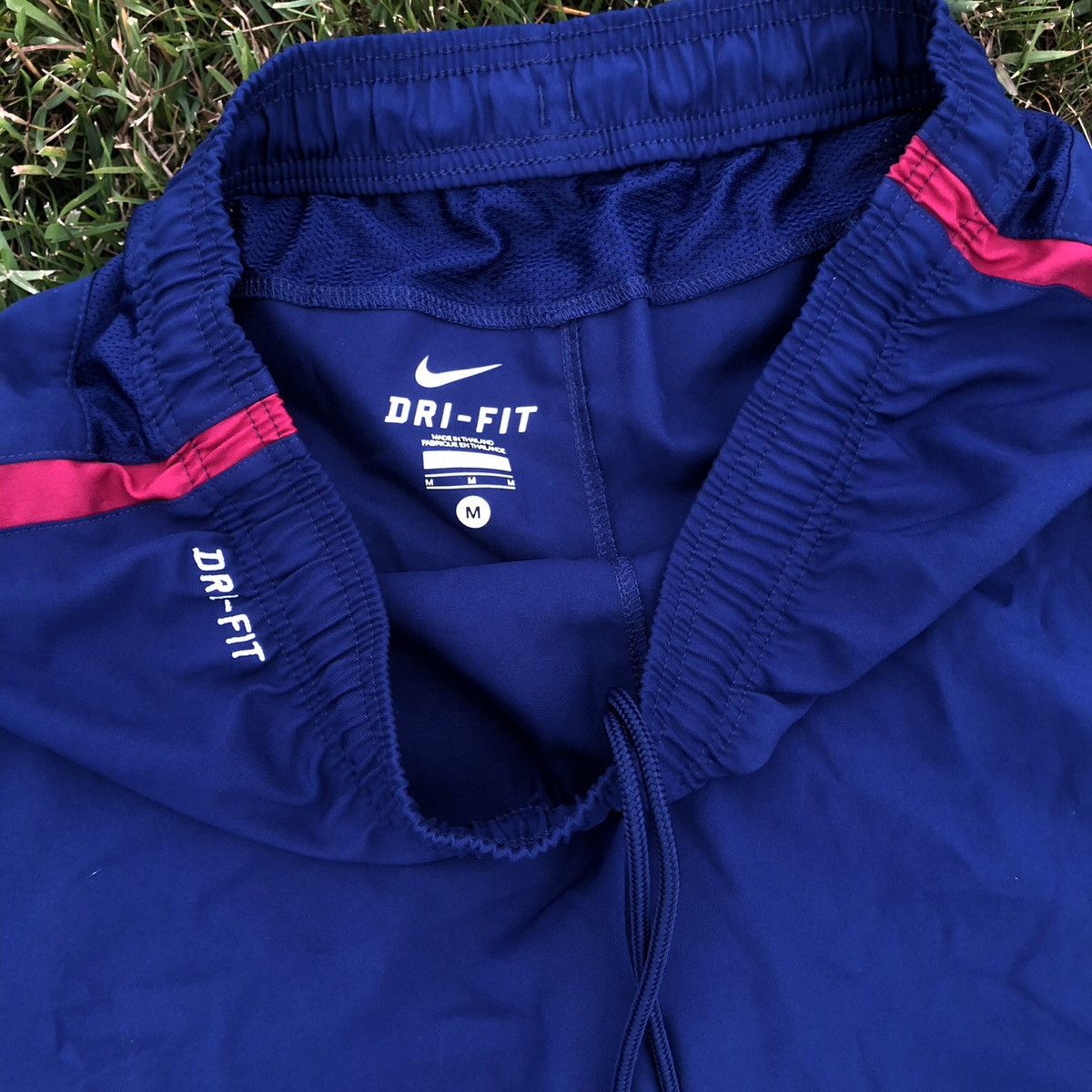 Nike FC Barcelona official Nike shorts Size US 34 / EU 50 - 5 Thumbnail