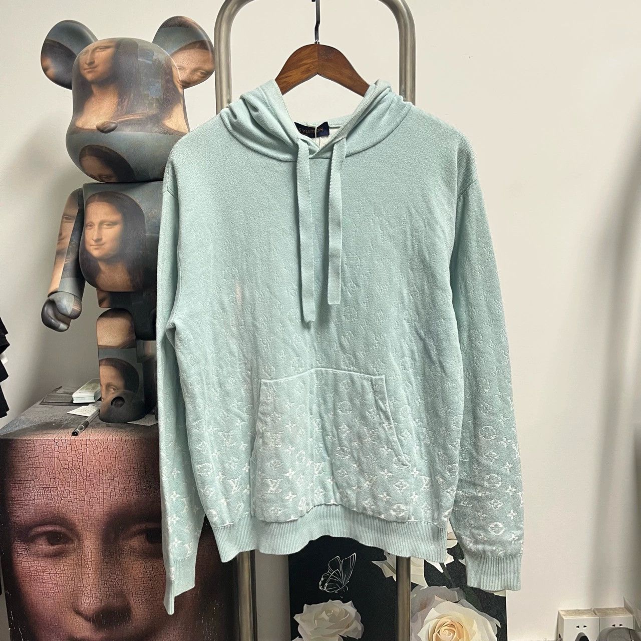Louis Vuitton Louis Vuitton Gradient Monogram Hoodie N2118 Size US M / EU 48-50 / 2 - 1 Thumbnail