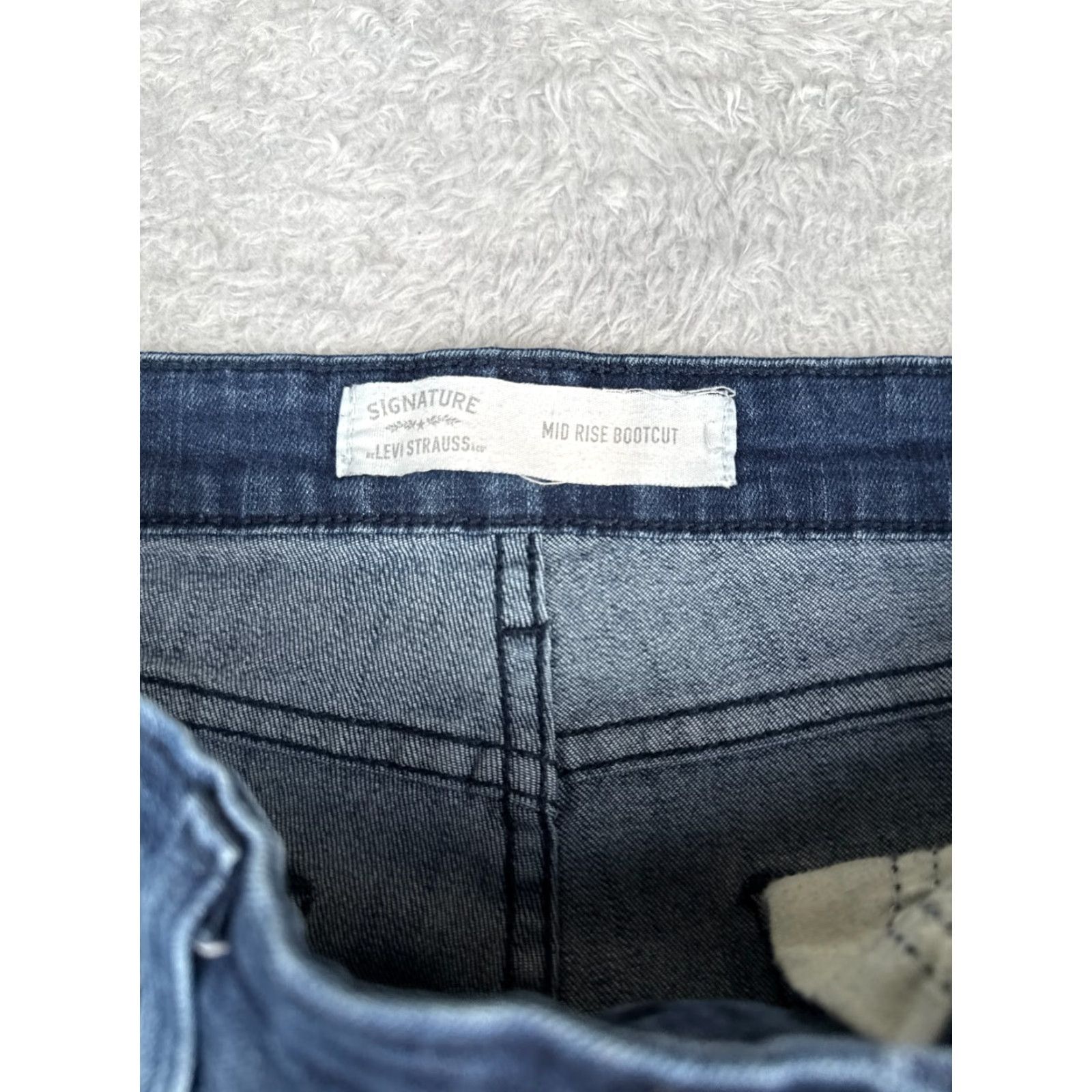 Levi's Levi's Signature Jeans Women 10 Mid Rise Bootcut Stretch Denim Blue 30x28 Classic Casual Womens Jeans Size 32" / US 10 / IT 46 - 6 Thumbnail