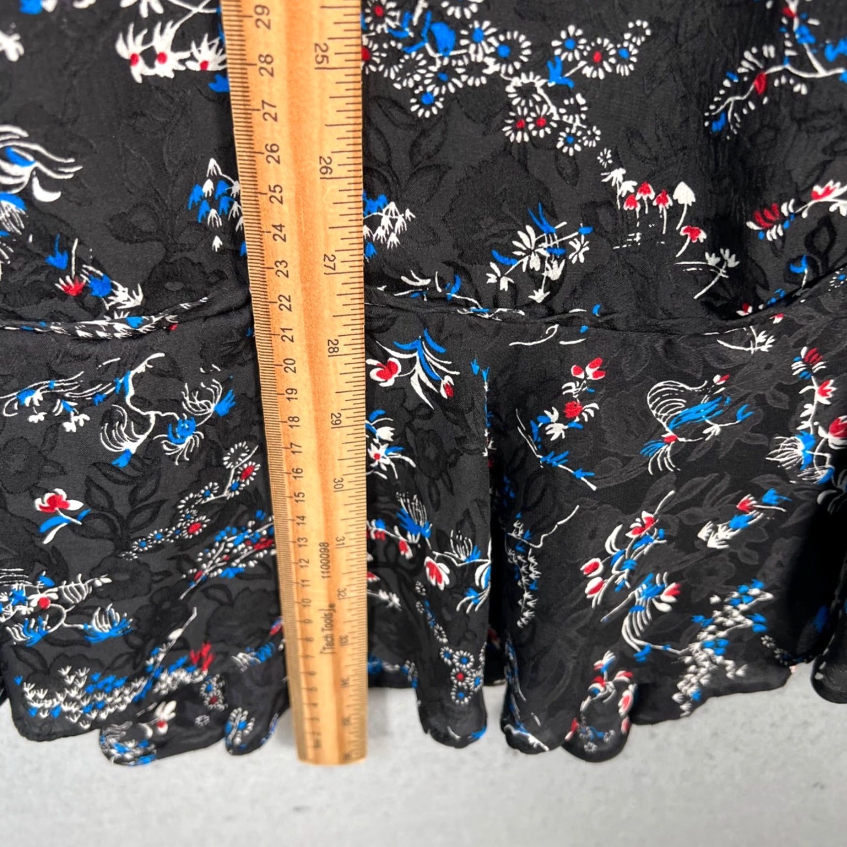 Veronica Beard VERONICA BEARD Dress Womens Size 6 Black Floral Silk Ruffle Hem Long Sleeve A-Line Event 90s? Flower Womens Size M / US 6-8 / IT 42-44 - 7 Thumbnail