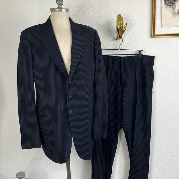 Giorgio Armani Giorgio Armani Pinstripe Pure New Wool 2 Pc 3 Button Suit Size 48L - 1 Thumbnail