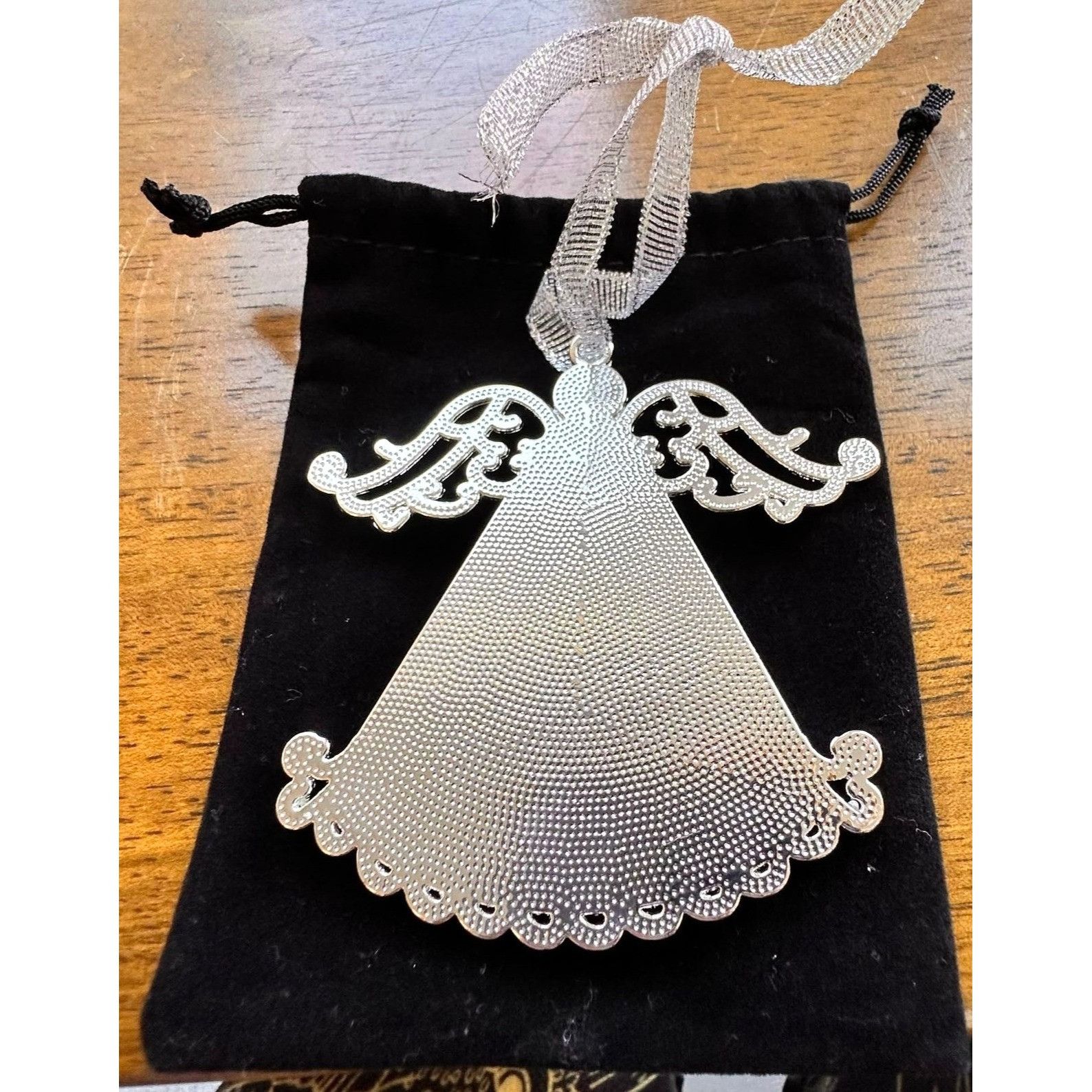 Handmade Shamrock Angel Christmas Ornament New Celtic Glass Savannah Size ONE SIZE - 12 Thumbnail