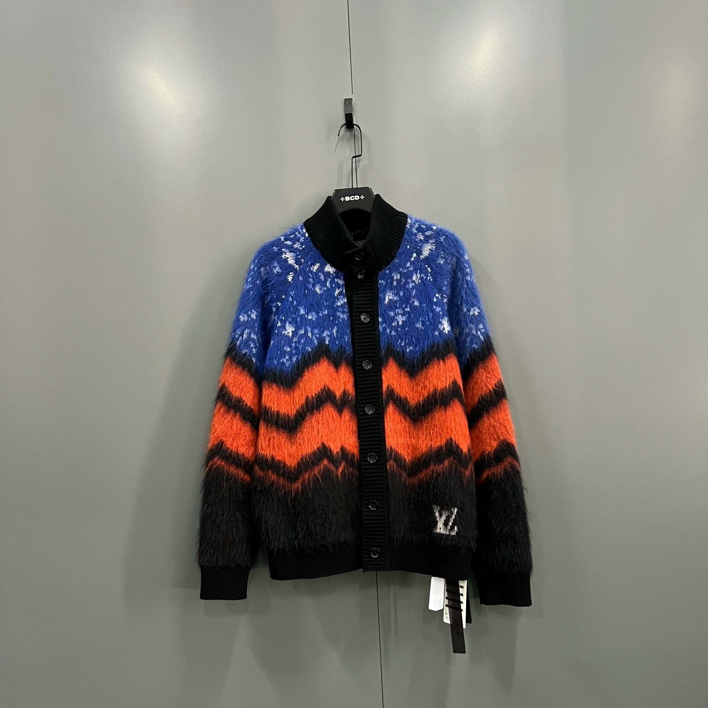 Louis Vuitton Louis Vuitton Multi-Color Cashmere Cardigan Size US XL / EU 56 / 4 - 1 Thumbnail