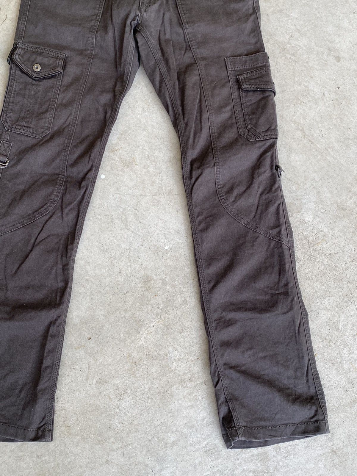HIDEAWAYS Hideaways Nicole Japan Multi Pocket Cargo Flare Pants Size US 33 - 6 Thumbnail