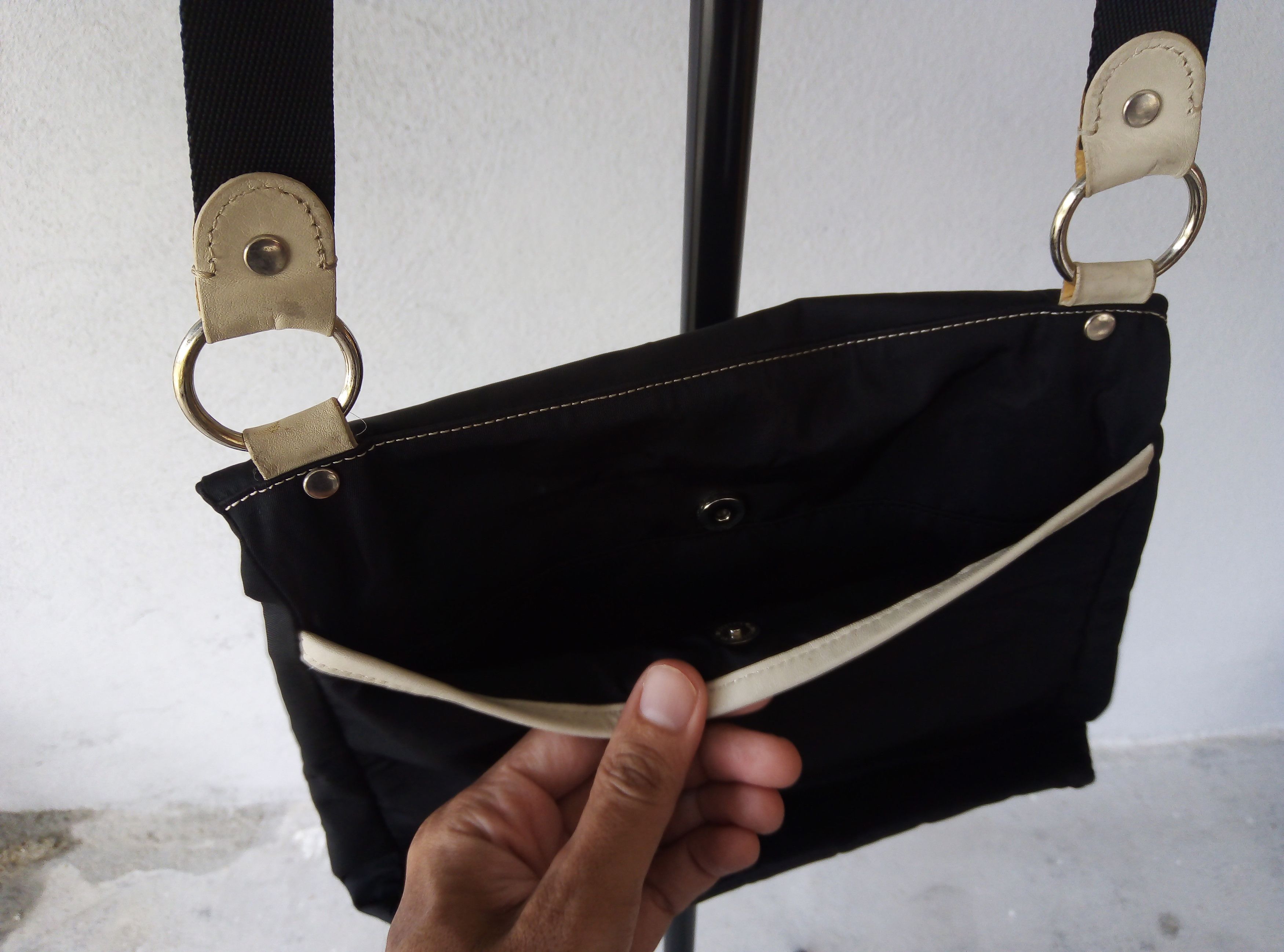 agnes b. Vintage Agnes b designer square crossbody sling bag men wmn Size ONE SIZE - 10 Thumbnail