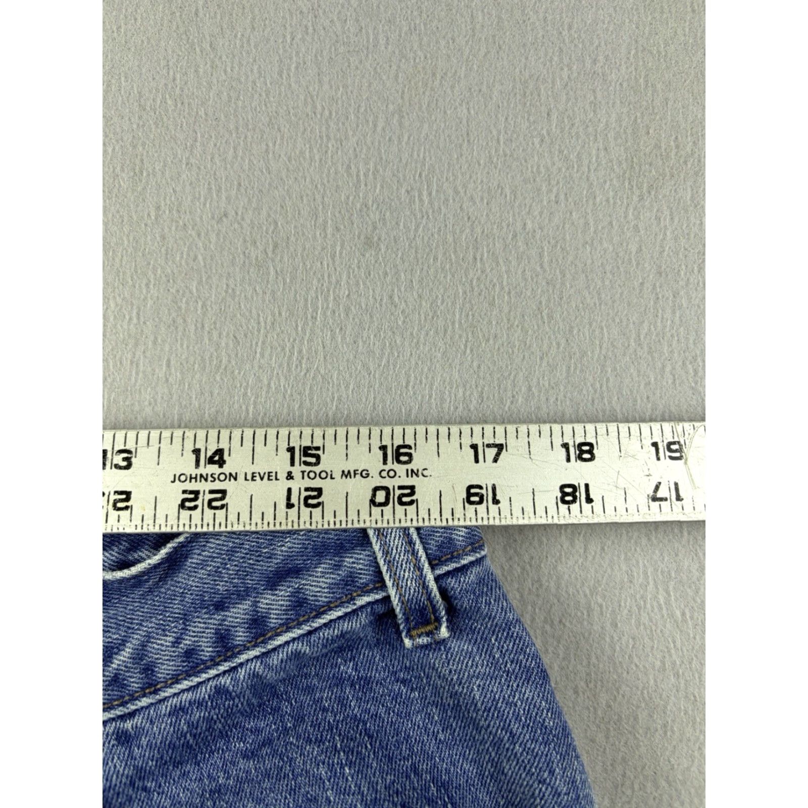 Denime VINTAGE Levi’s Silver Tab Baggy Jeans Men 36x30 Blue Denim 90s Relaxed Straight 32 Inseam 27 Inseam, Medium Wash, Zip Button, Denim, Men Size US 36 / EU 52 - 7 Thumbnail