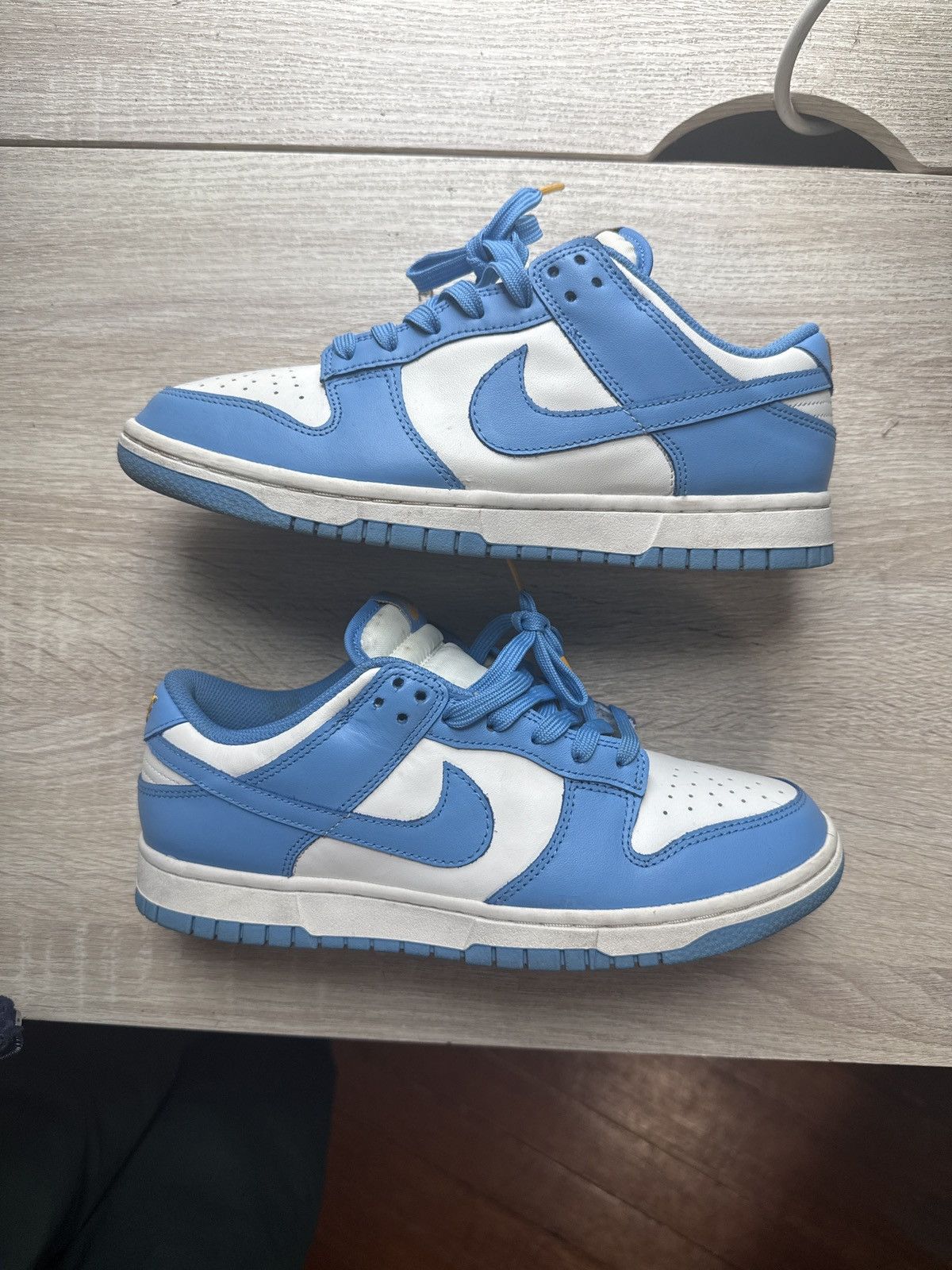 Nike Coast Nike Dunk Low (Womens) Size US 8 / EU 41 - 1 Thumbnail