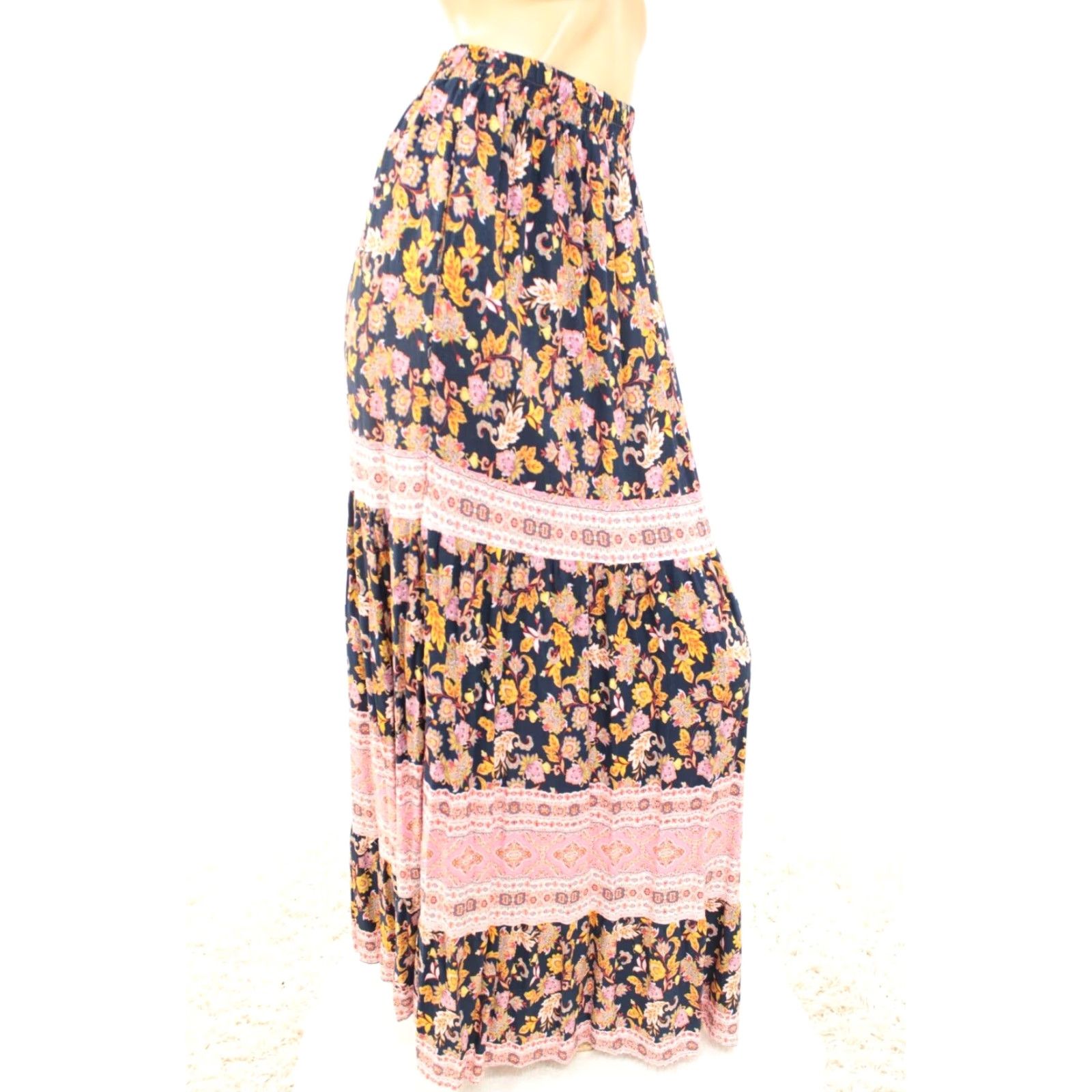Vintage VINTAGE Ces Femme Boho Pull-On Maxi Skirt Women's S Navy Floral Fairy Cottage Core Skirt Long Bohemian 90s Theme Womens Size 28" / US 6 / IT 42 - 4 Thumbnail