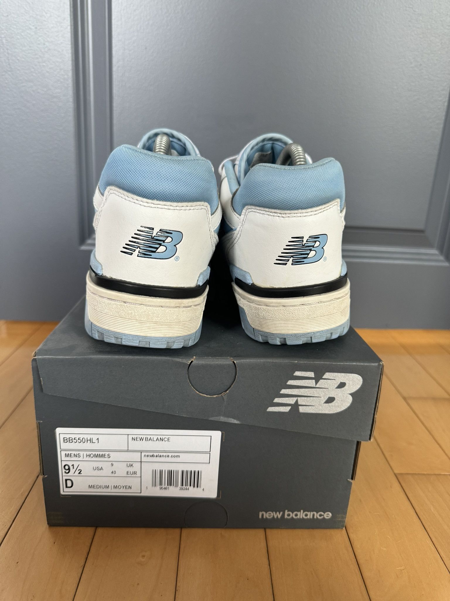 New Balance New Balance 550 UNC University Blue Size US 9.5 / EU 42-43 - 3 Thumbnail