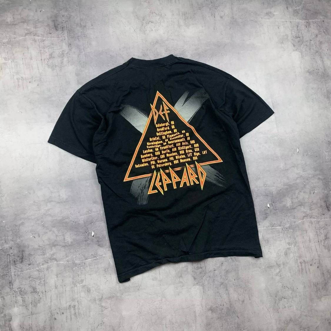 古着 00s DEF LEPPARD 「Journey」 ツアー ハード ロック バンド Ｔシャツ L 古着【10off】 - 古着 通販  ヴィンテージ 古着屋 Dracaena ドラセナ