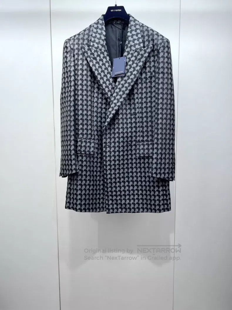 Louis Vuitton Louis Vuitton Black and grey jacket Size US M / EU 48-50 / 2 - 1 Thumbnail