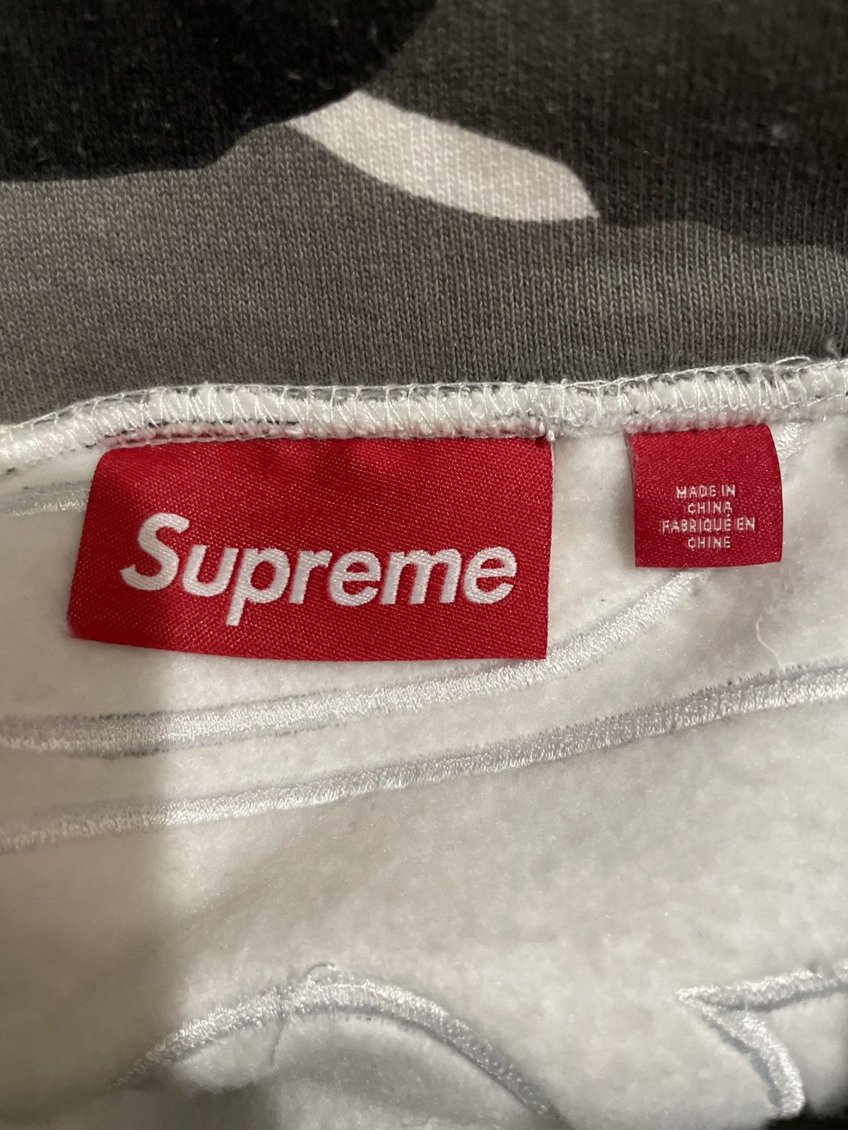Supreme Supreme Applique Snow Camo Hoodie Size US L / EU 52-54 / 3 - 3 Thumbnail