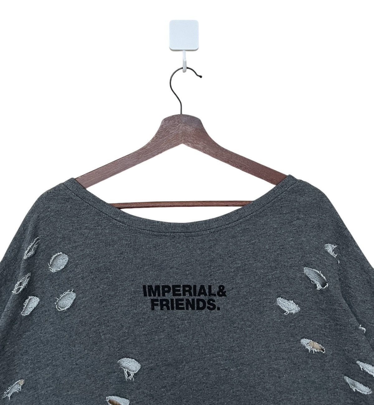 Designer × Imperial Vintage Brand Imperial Top Ripped T-shirt 2000s Size US M / EU 48-50 / 2 - 4 Thumbnail