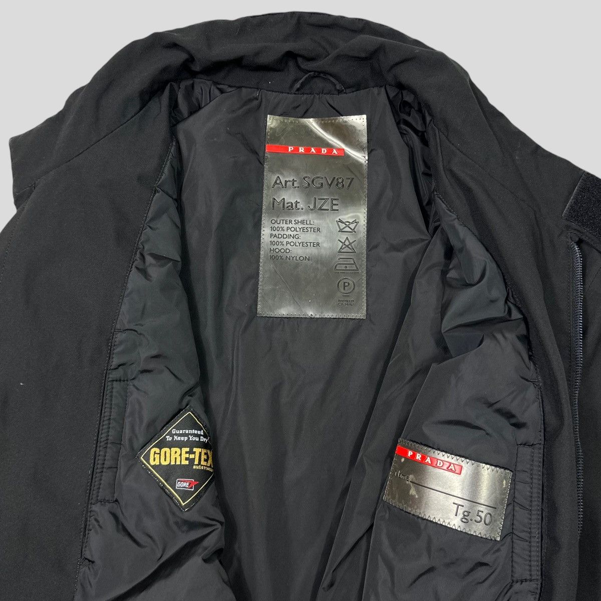 Prada Prada Sport AW01 Padded Goretex Jacket Nylon Pocket Hood - L Size US L / EU 52-54 / 3 - 7 Thumbnail