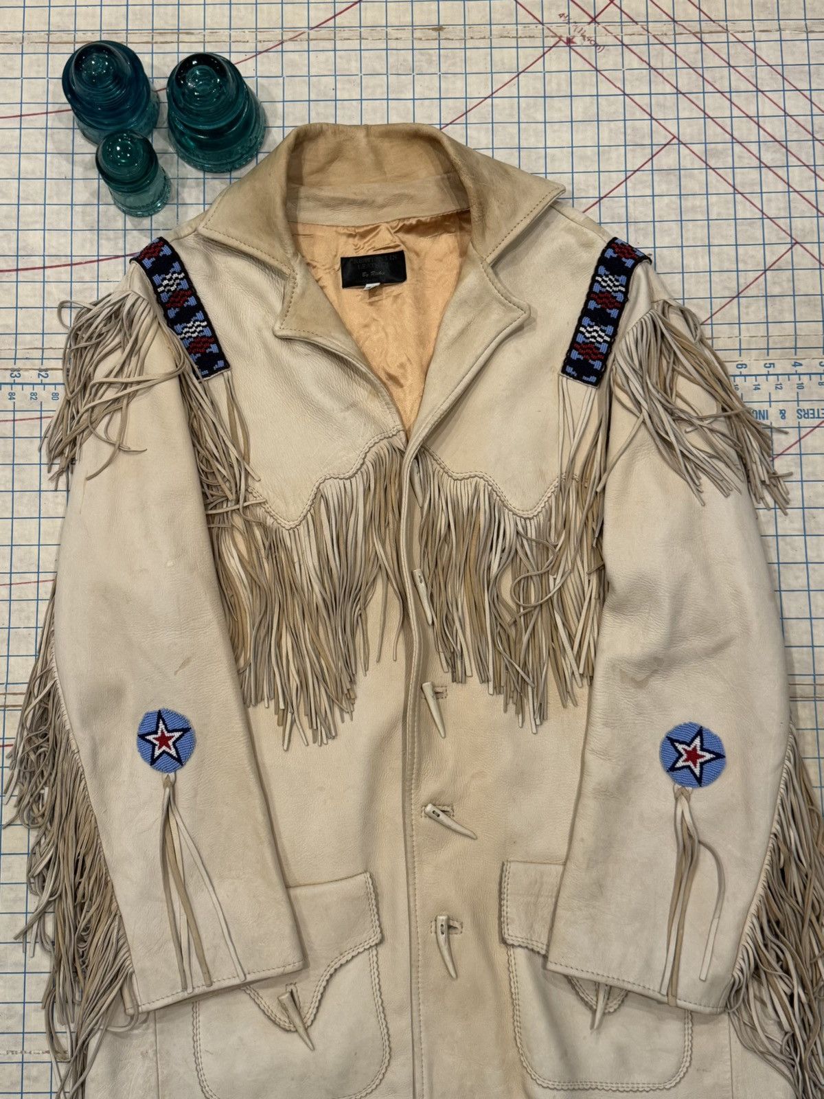 Vintage Vintage Fringe and Beaded Western Wear Leather Jacket Size44 Size US L / EU 52-54 / 3 - 3 Thumbnail