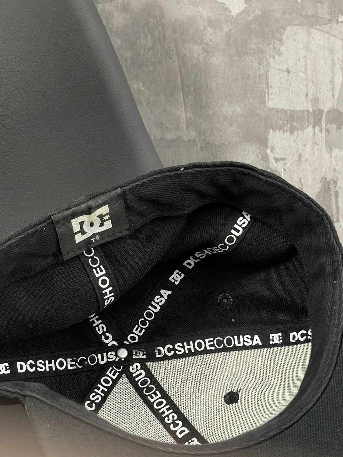 DC DC HIP HOP RARE DESIGN HAT CAP SNAP BACK Y2K SK8 Size ONE SIZE - 6 Thumbnail