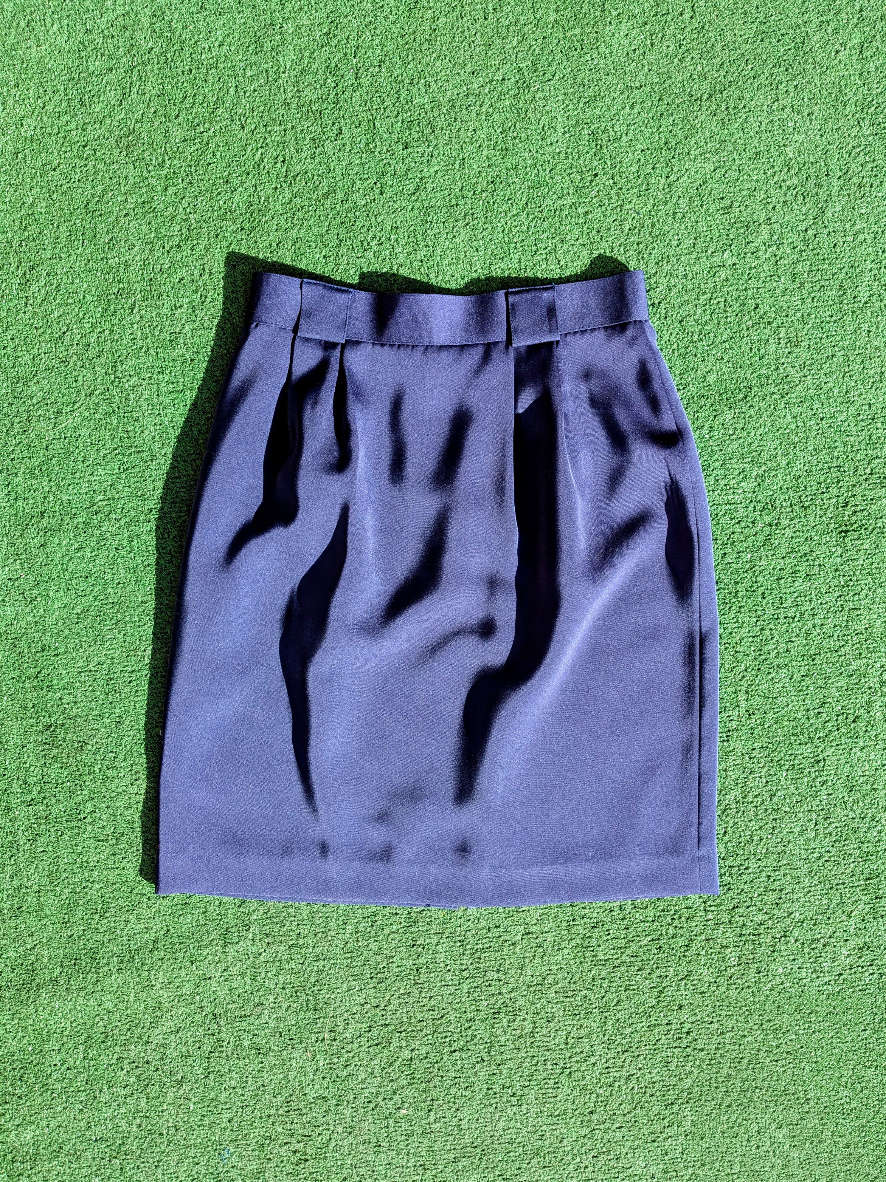 Vintage Petite Vintage Ohkura Tokyo Midi A-Line Smooth 1980s Skirt Size 27" / US 4 / IT 40 - 8 Thumbnail