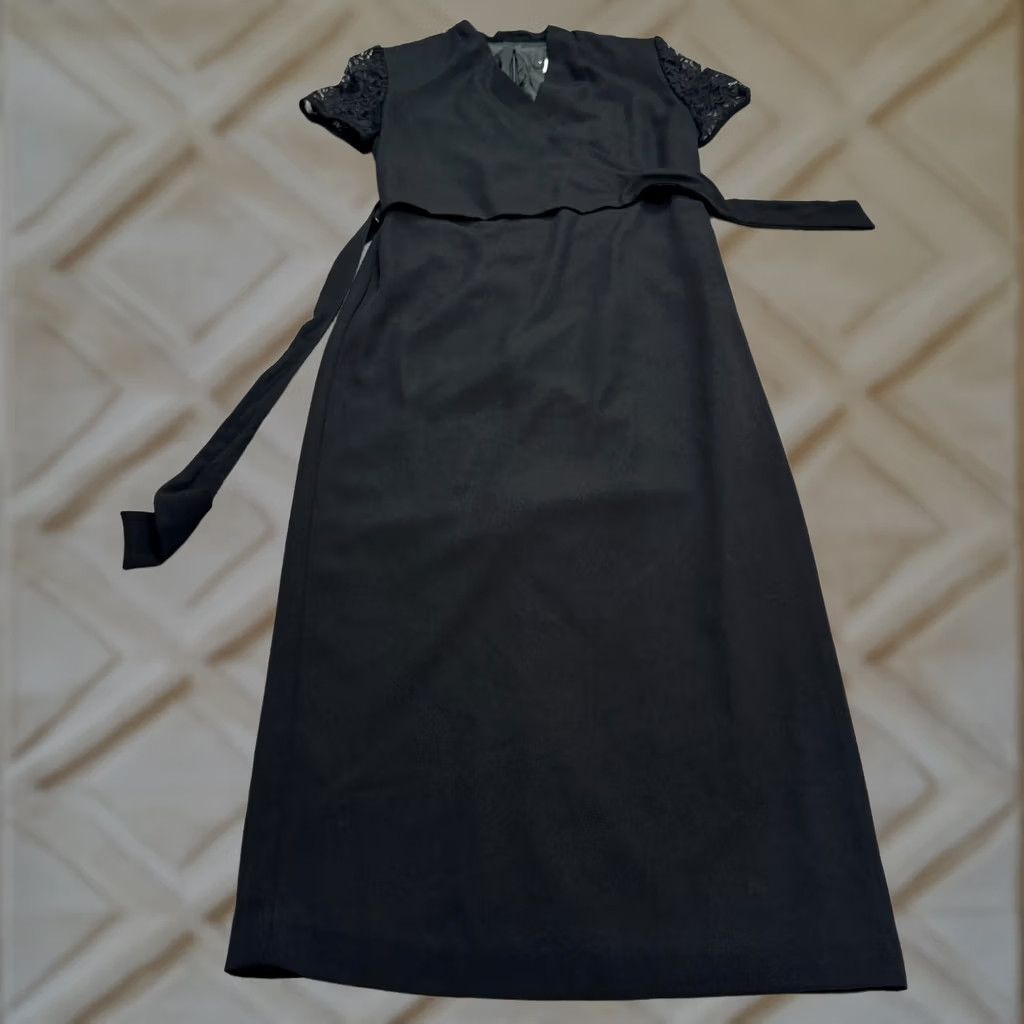 Vintage Vintage Virgo Belted Midi Sheath Wrapped Dress Womens 10 Black Lace Sleeve 90s Classic Dark Floral? Size L / US 10 / IT 46 - 1 Thumbnail
