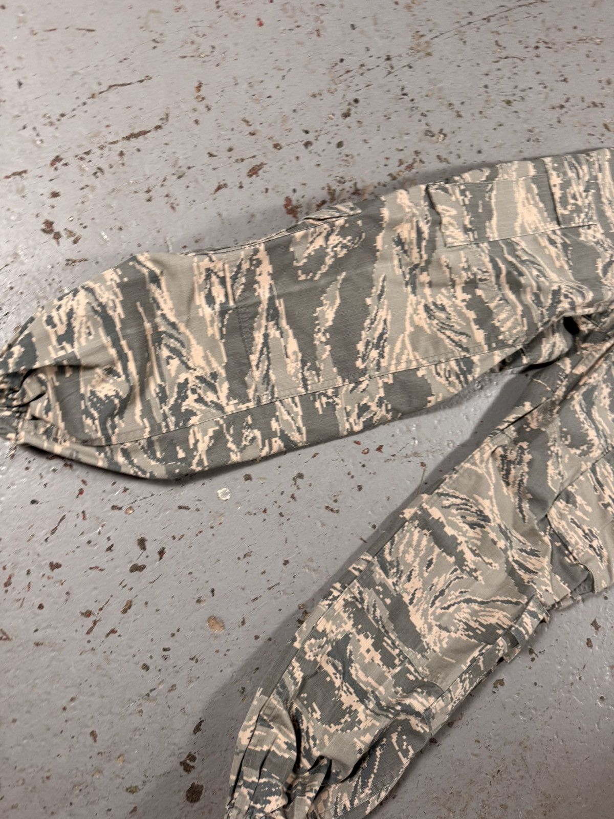 Other Vintage United States Army Pixel Camo Cargo Pants Size US 28 / EU 44 - 4 Thumbnail
