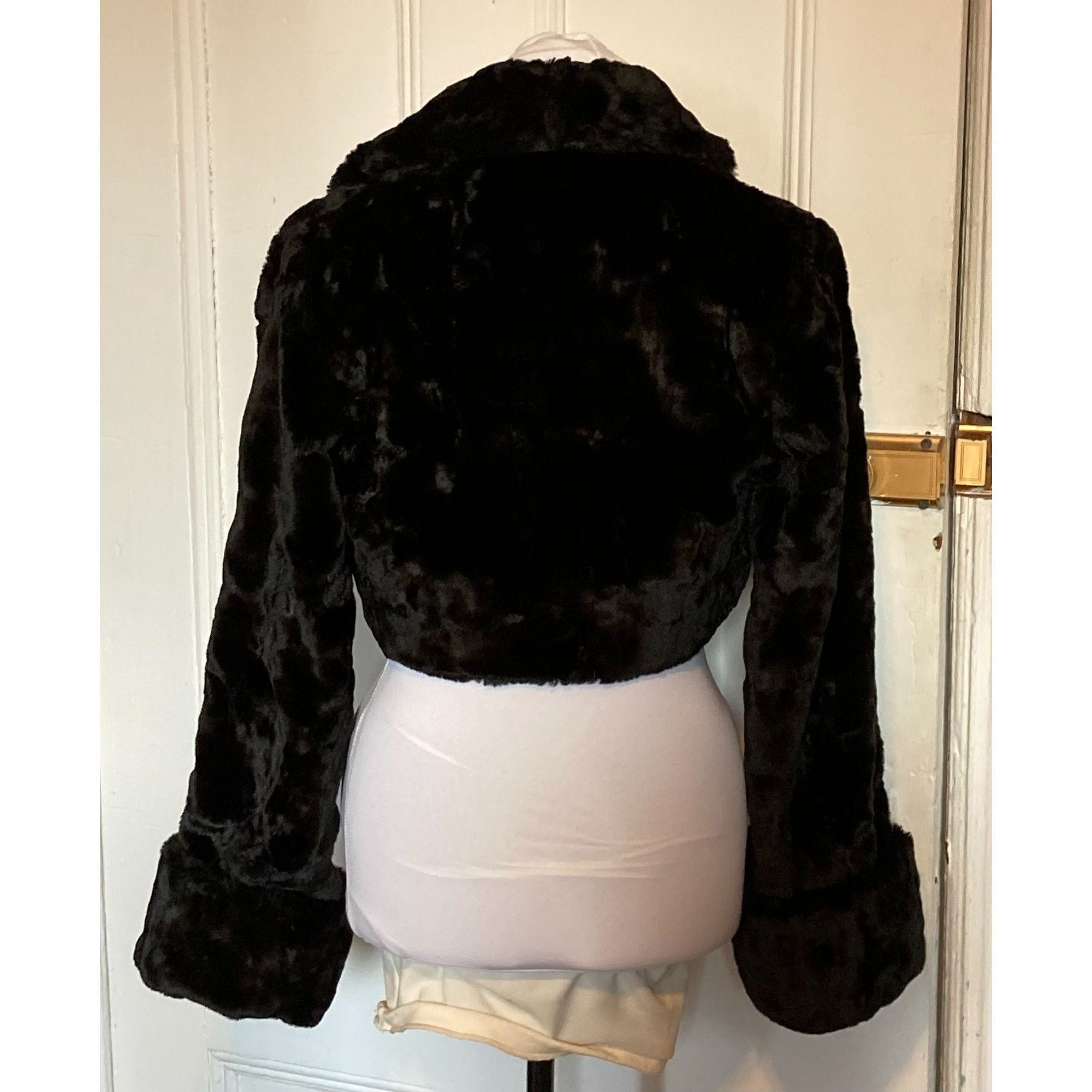 Vintage William B Jet Black Faux Fur Shrug With Dramatic Big Cuffs, Size M / US 6-8 / IT 42-44 - 2 Thumbnail