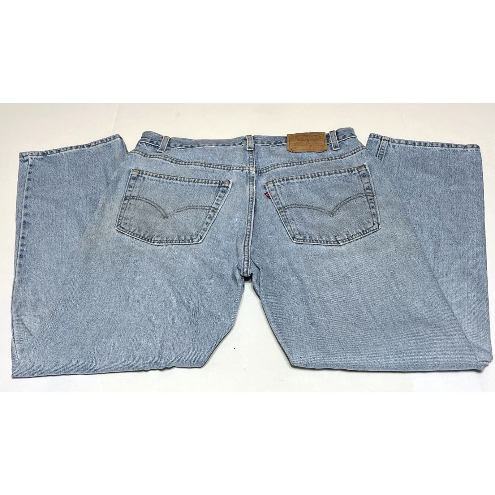 Levi's VINTAGE Levi's 505 Jeans Mens 36x30 Light Wash Straight 5-Pocket Denim Cotton Blue Regular Jeans Mens Size US 36 / EU 52 - 2 Thumbnail
