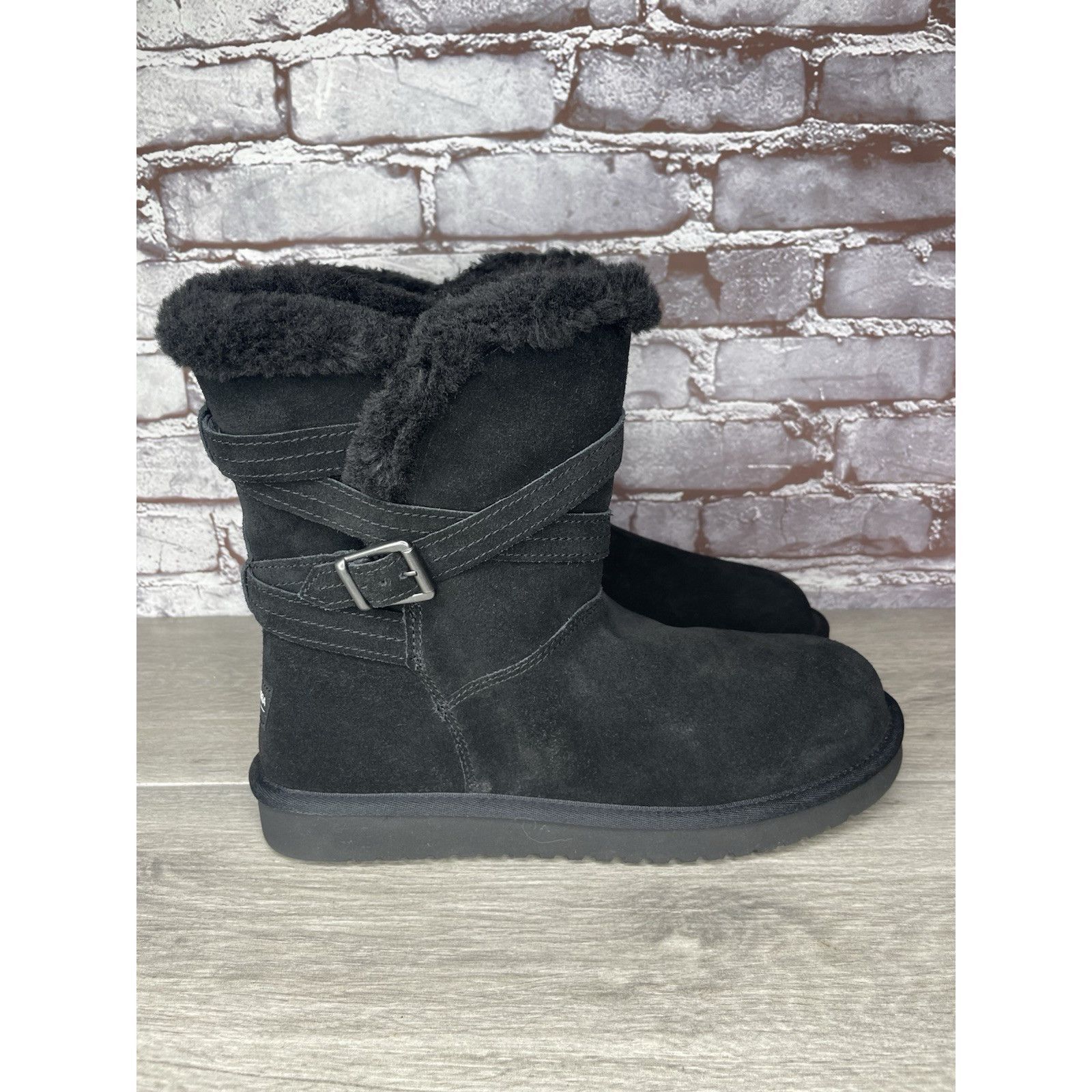 Ugg Koolaburra UGG Delene Black Suede Boots Buckle Boots Women’s Size US 10 / IT 40 - 14 Thumbnail