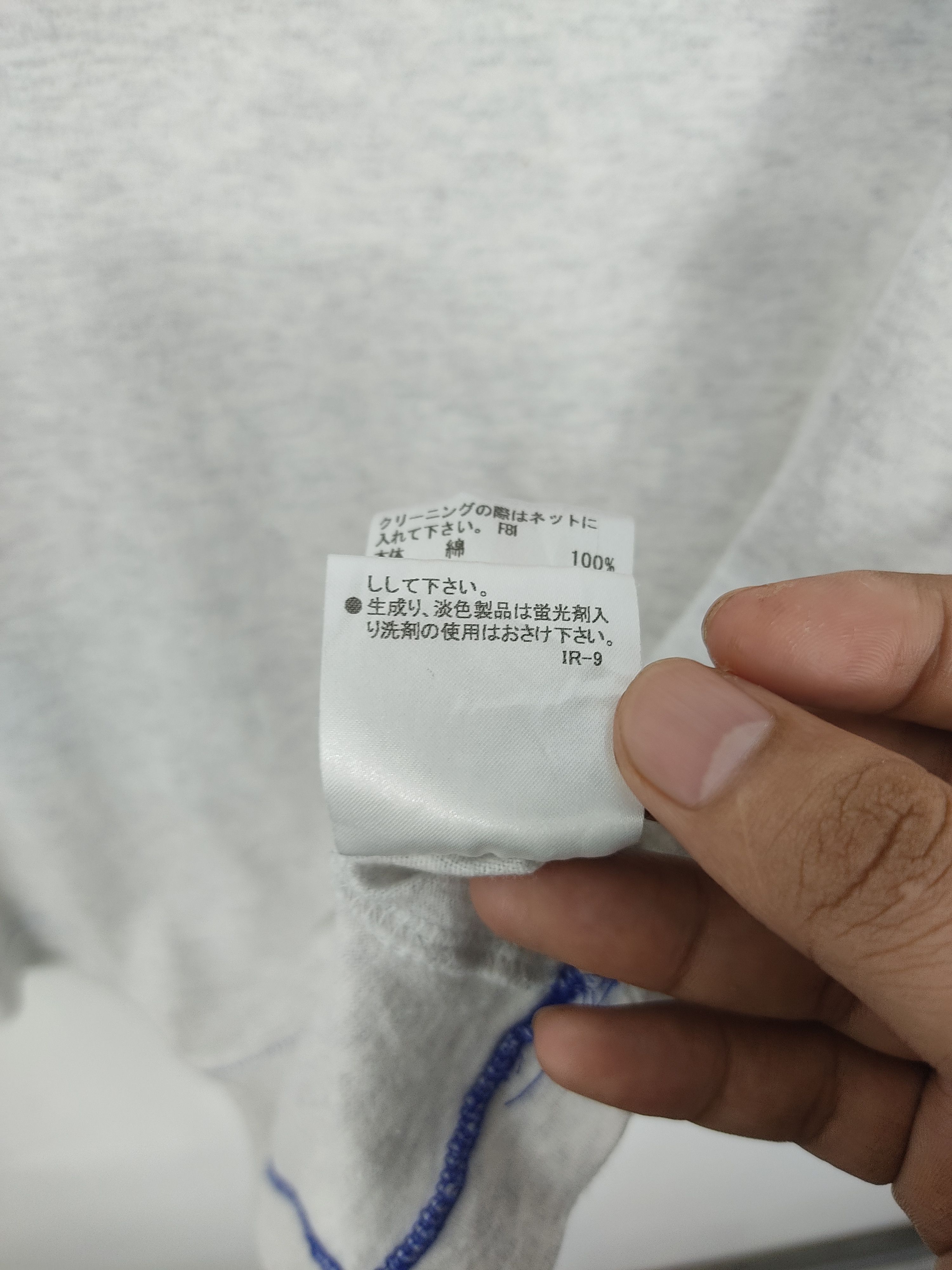 Burberry Vintage Y2K Burberry Black Label Single Pocket T-Shirt Size US S / EU 44-46 / 1 - 17 Thumbnail